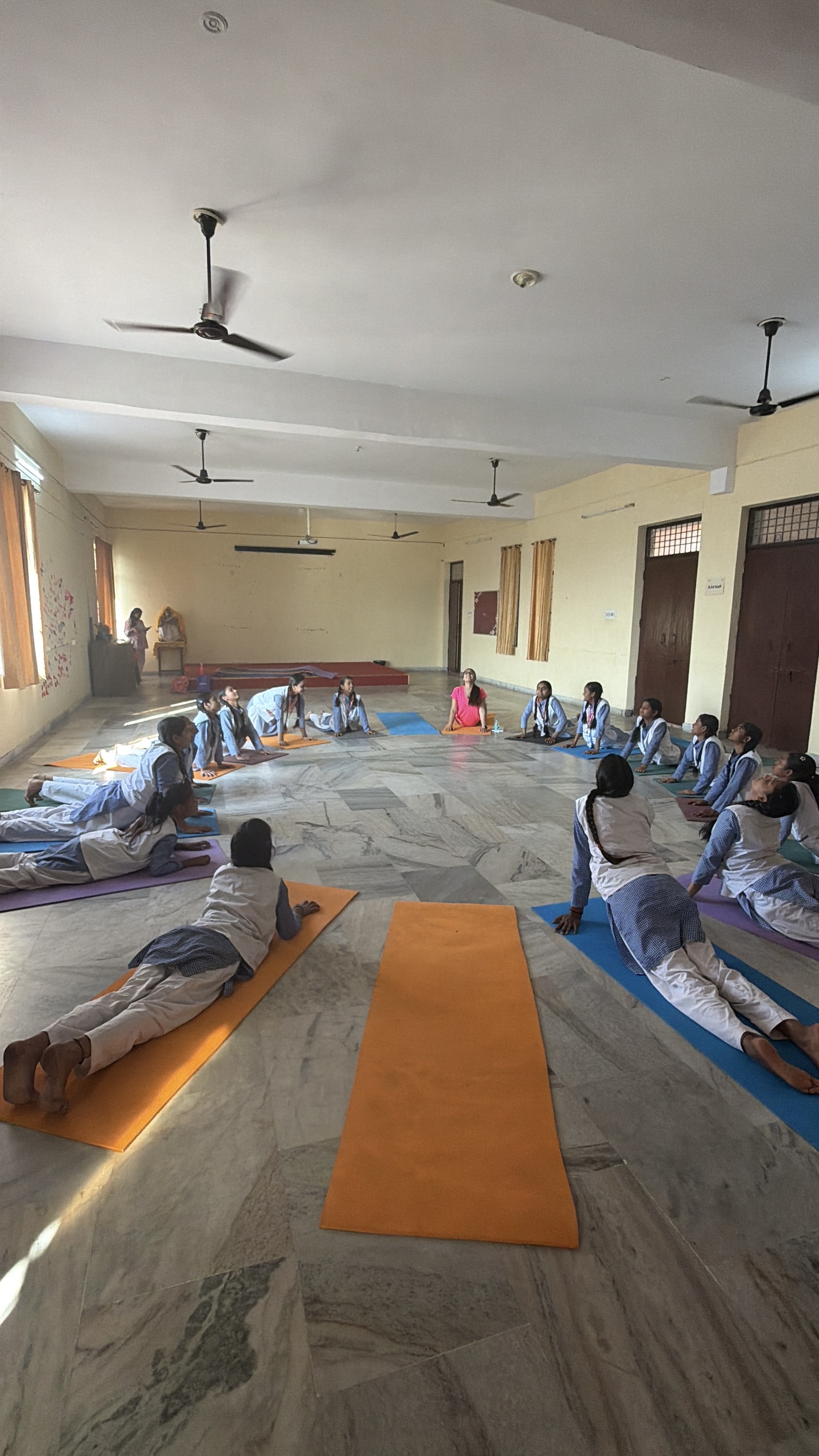 End of class group photo with students and Youth for Yoga team in Ferozabad, Uttar Pradesh
